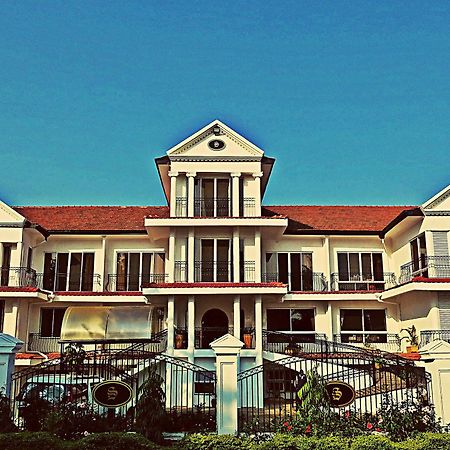 Sovereign Hotel Kisumu Exterior foto